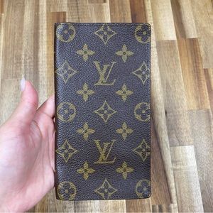 Louis Vuitton wallet